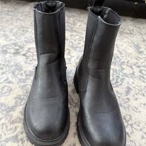 Stylish Black Leather Boots